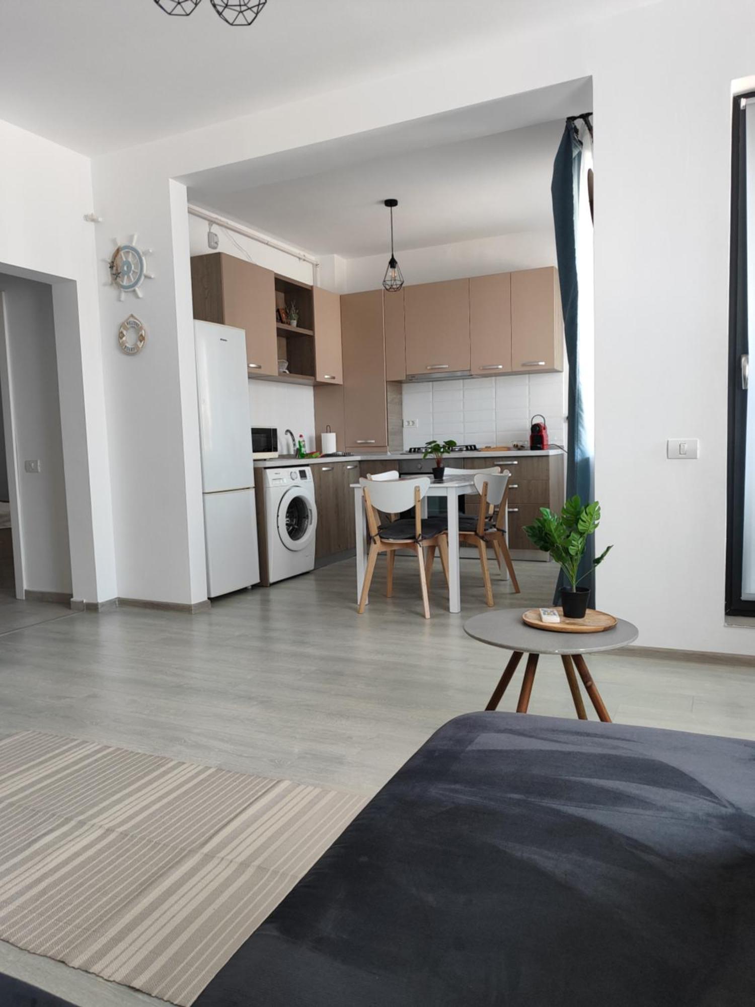Beach View Apartment Năvodari Екстериор снимка