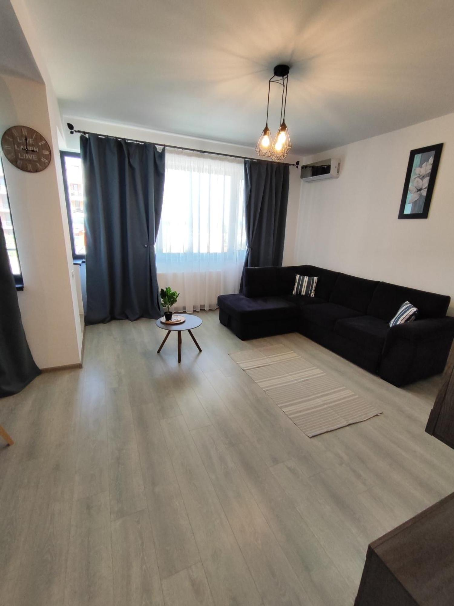 Beach View Apartment Năvodari Екстериор снимка