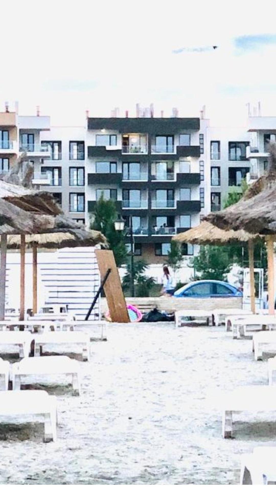 Beach View Apartment Năvodari Екстериор снимка